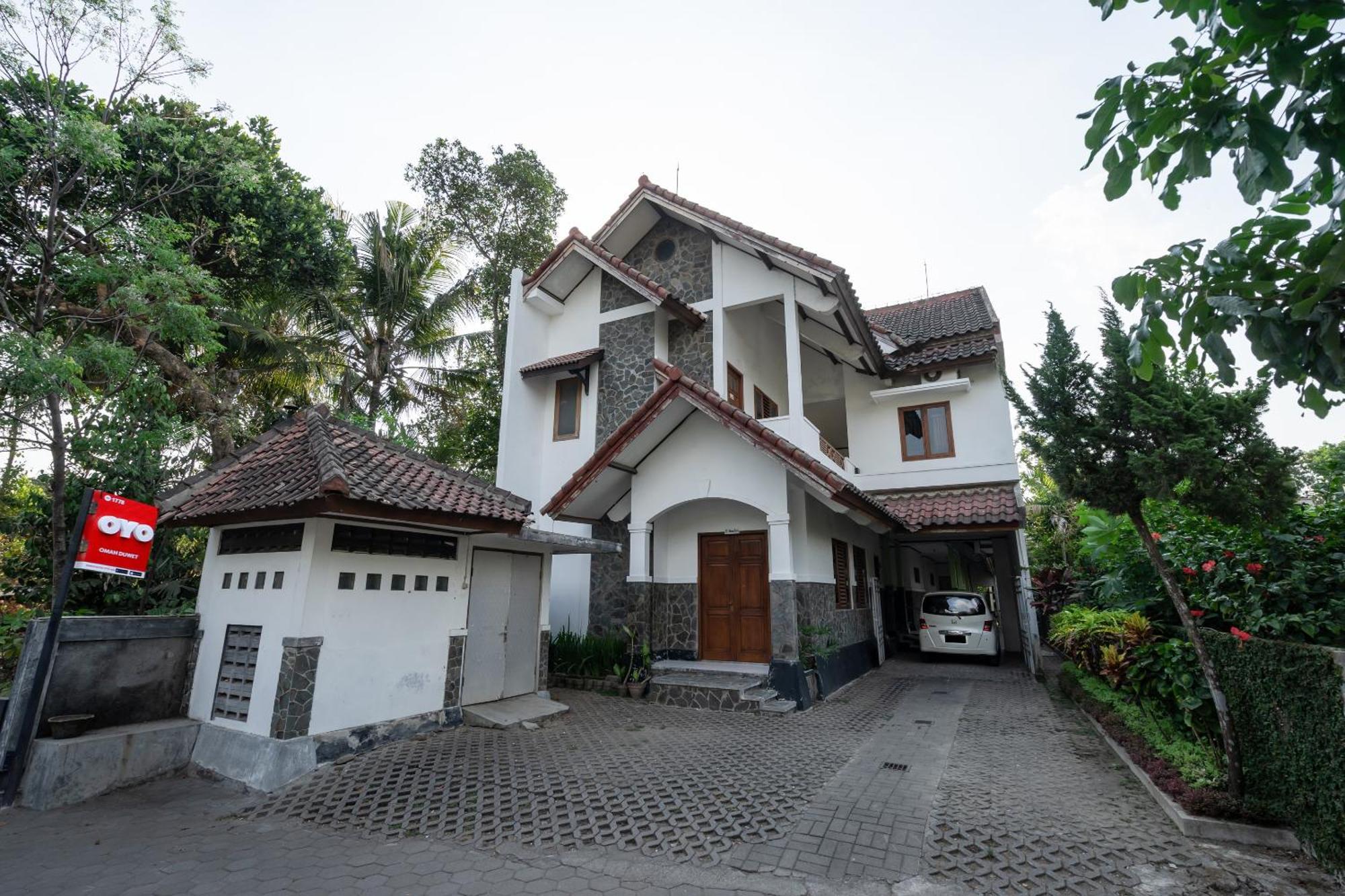 Super Oyo 1778 Omah Duwet Hotell Beran Kidul Eksteriør bilde